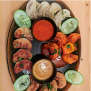 Momo Dumpling on Platter (30 Pcs)